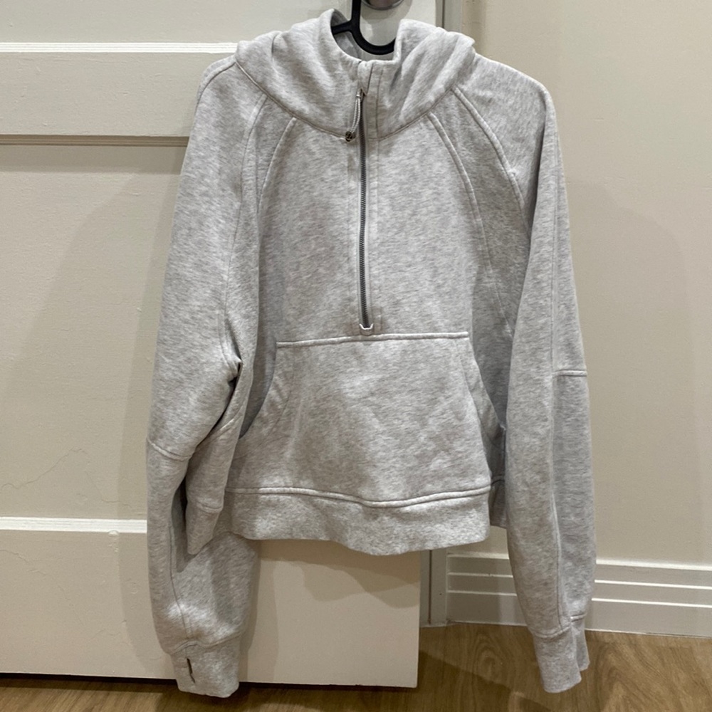 Lululemon Scuba Hoodie - Cropped